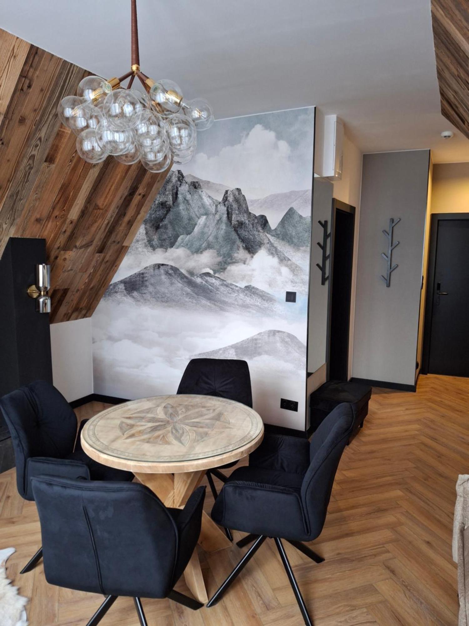 Zwierzyniecka Hotel apartamentowy *